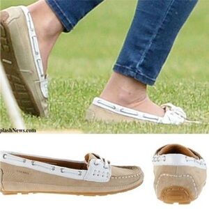 Sebago Bala Taupe/White Suede Boat Shoes, size 9, hand sewn, perfect for spring!